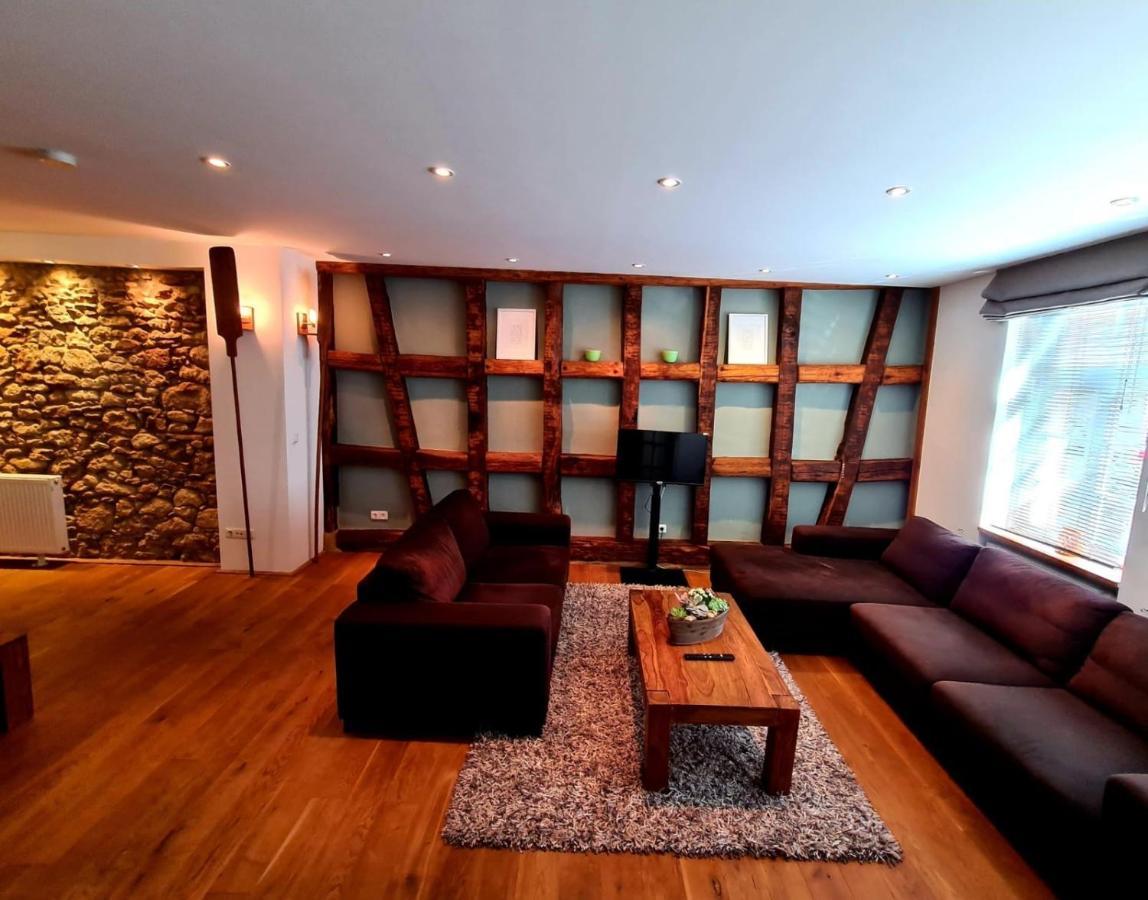 Designer Unterkunft In 15. Jahrhundert Altbau 75 M² Fuer Max. 4 Personen Leilighet Eltville am Rhein Eksteriør bilde